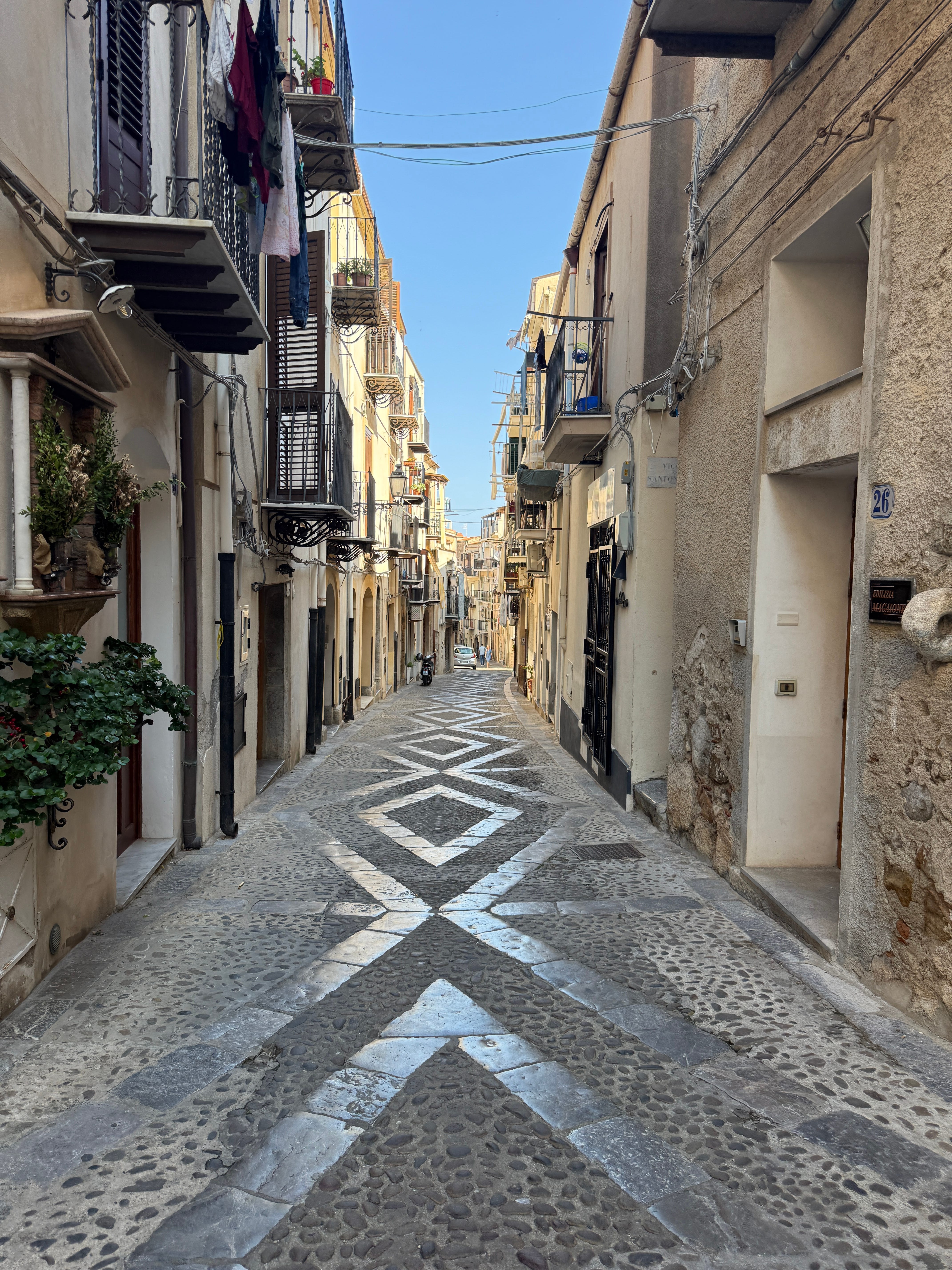Cefalu streets