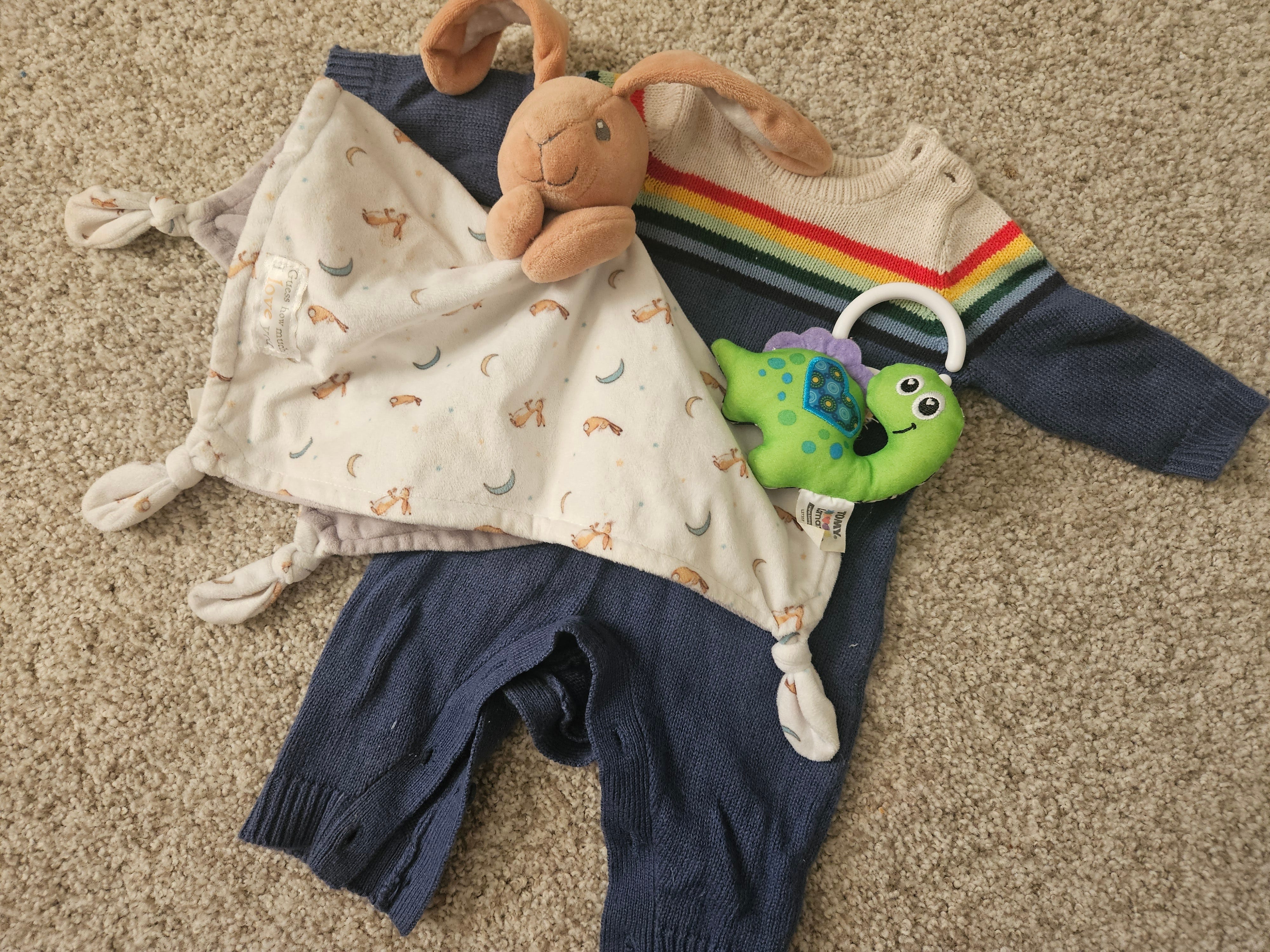 Baby clothes
