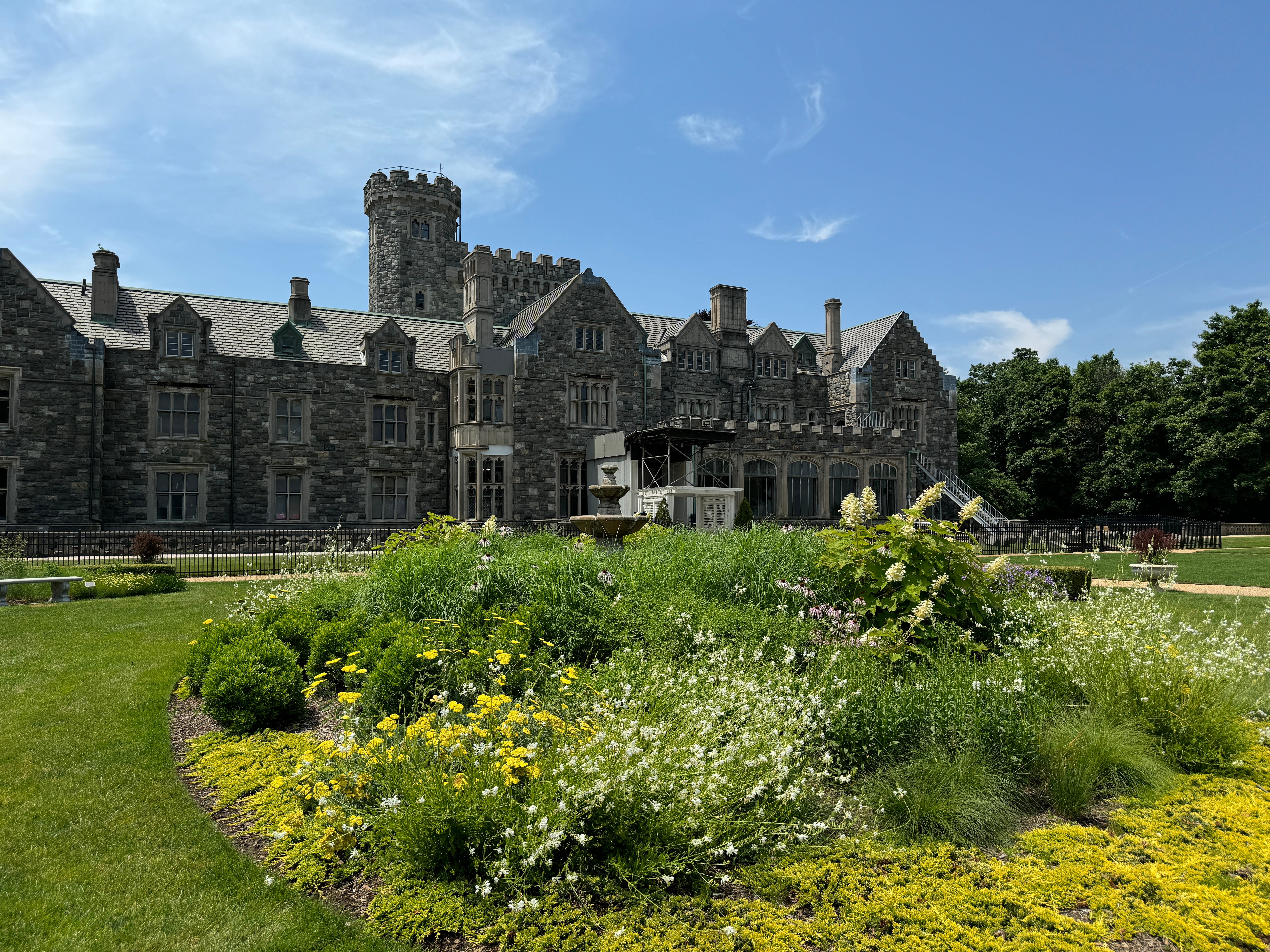 gardens at hempstead house