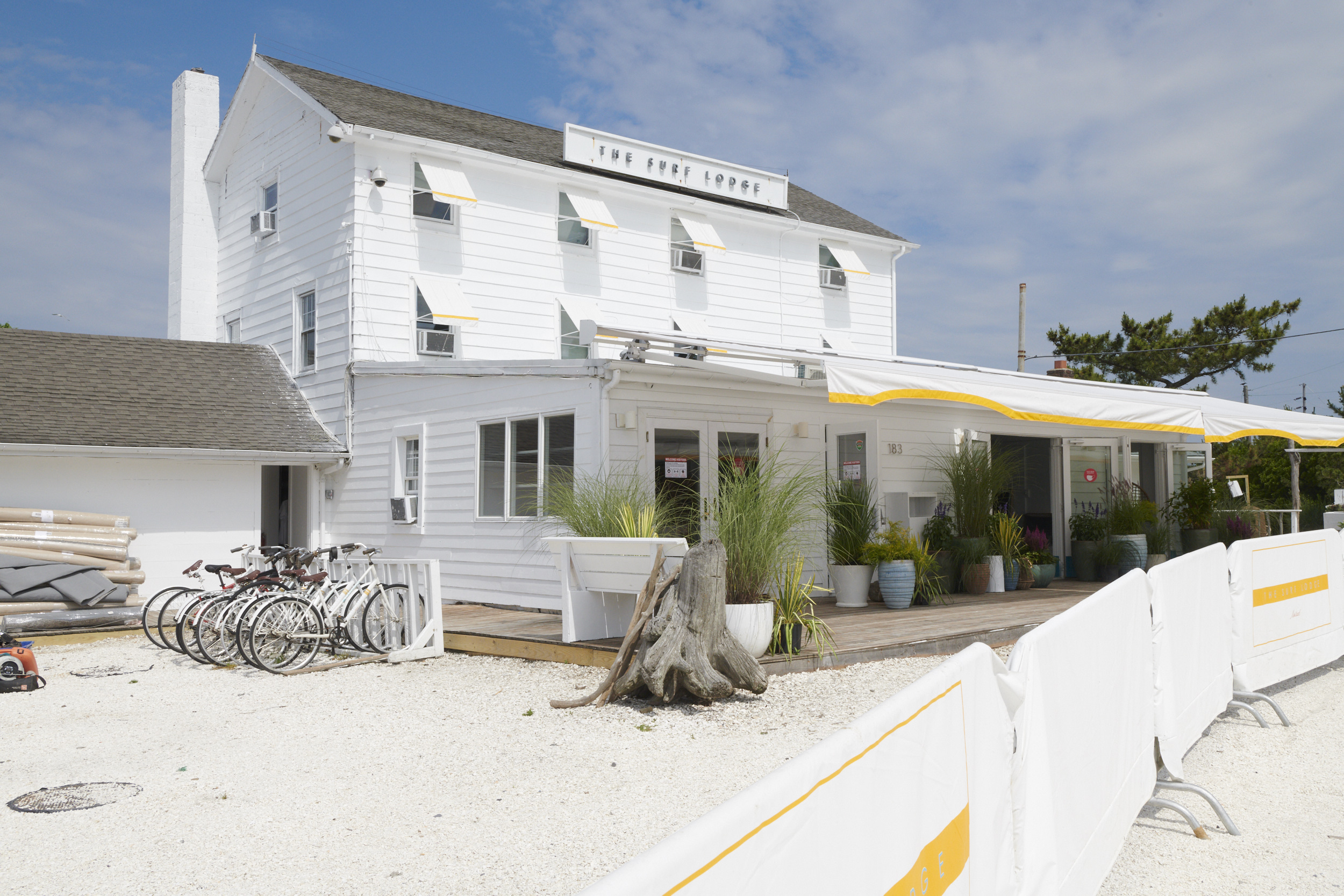 Surf Lodge 