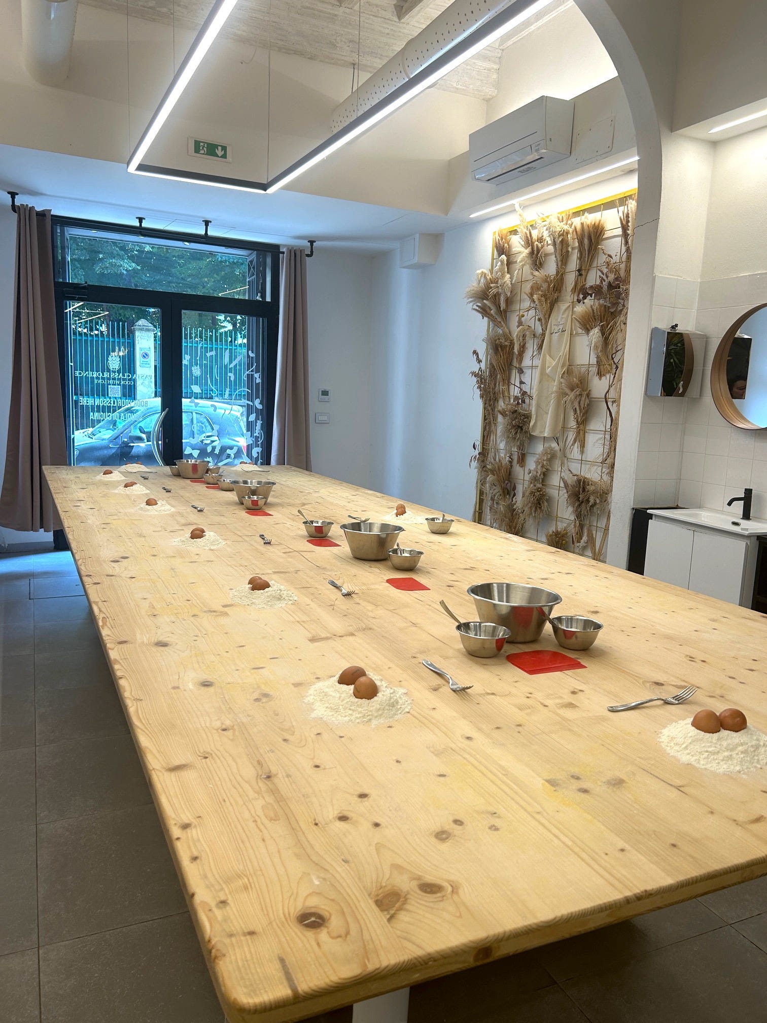 Table with supplies at Florence pasta class