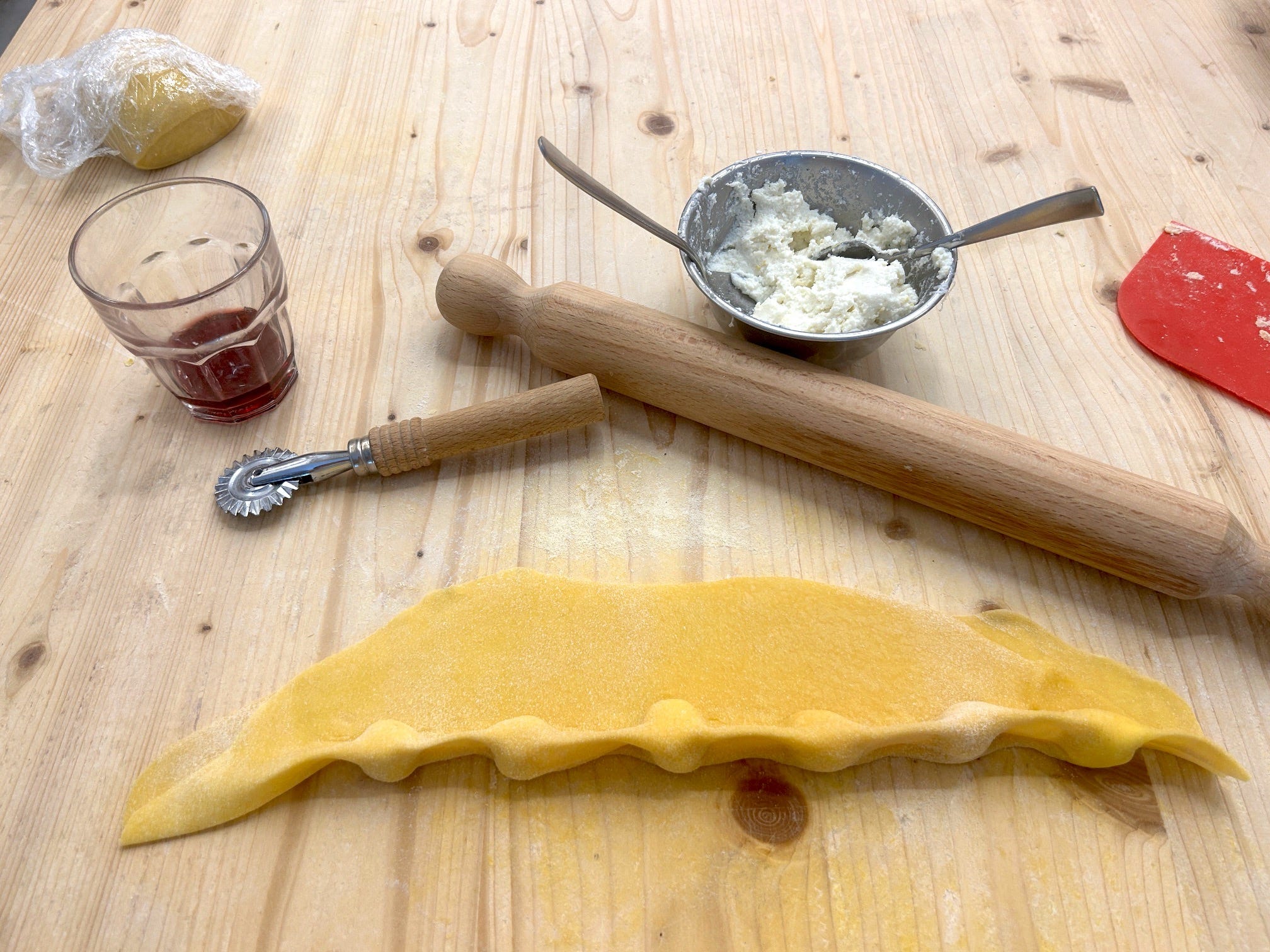 Making homemade pasta at Florence pasta class