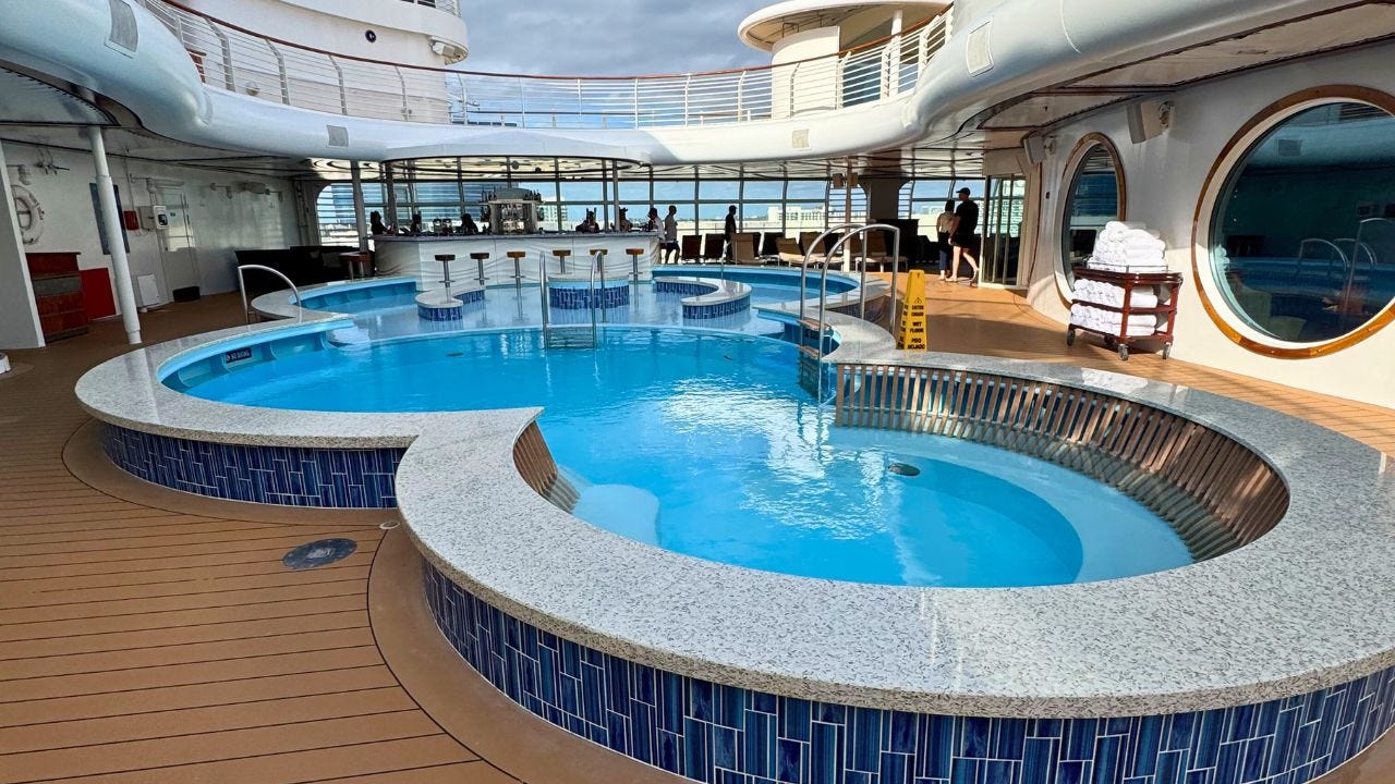 Adults-only pool with swimup bar on Disney Dream