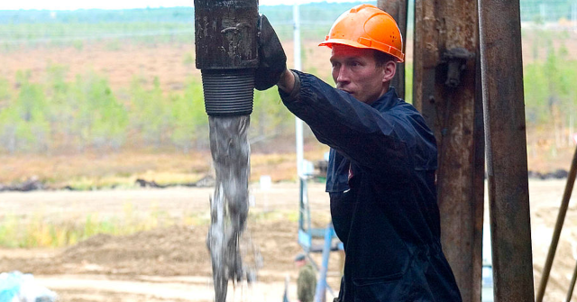 Energy Sec’y: Sanctioning Russian Oil ‘Biggest Pressure You Can Put on Them’, ‘Very Real’ Chance We Do It