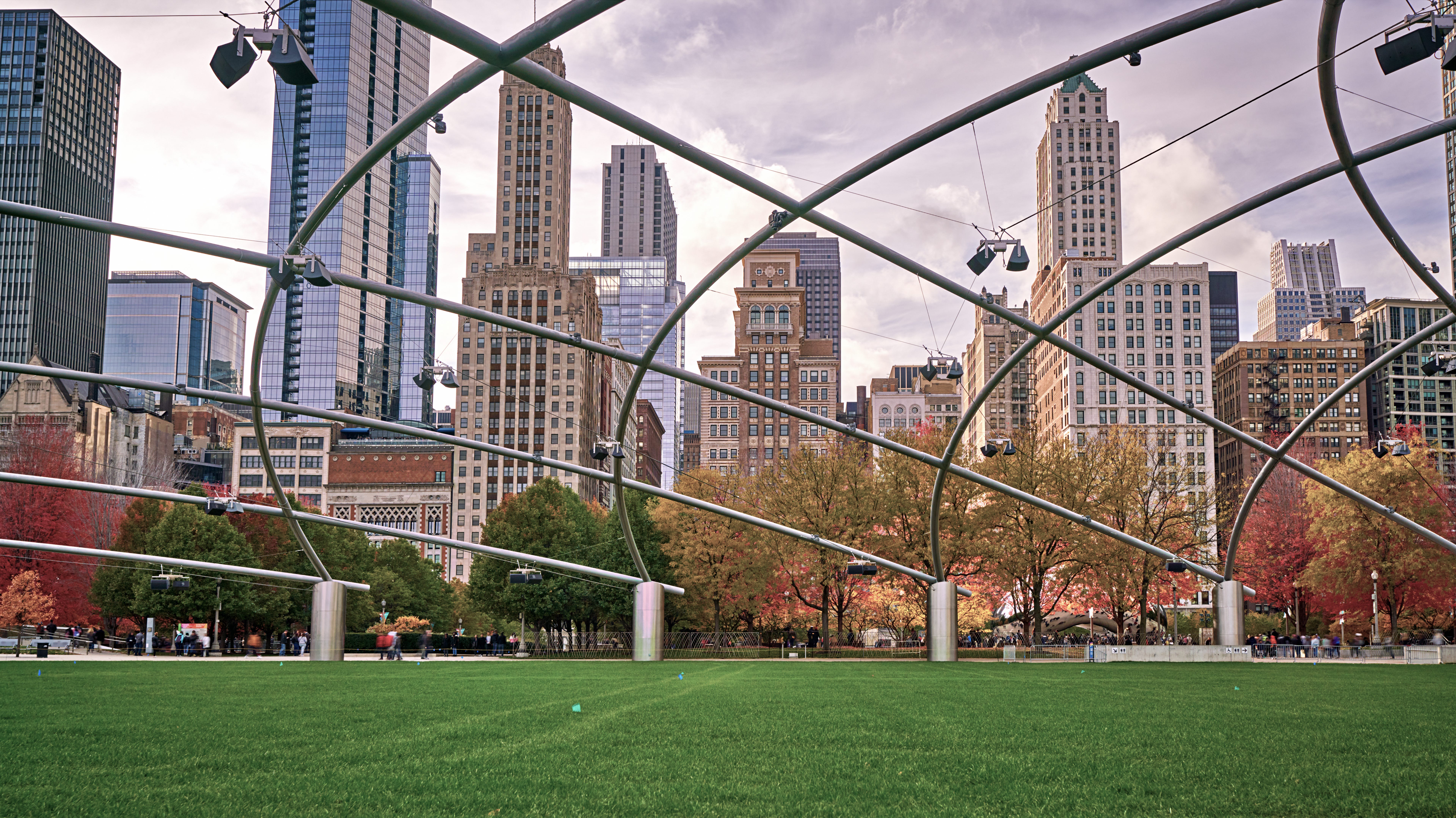 picture of downtown chicago