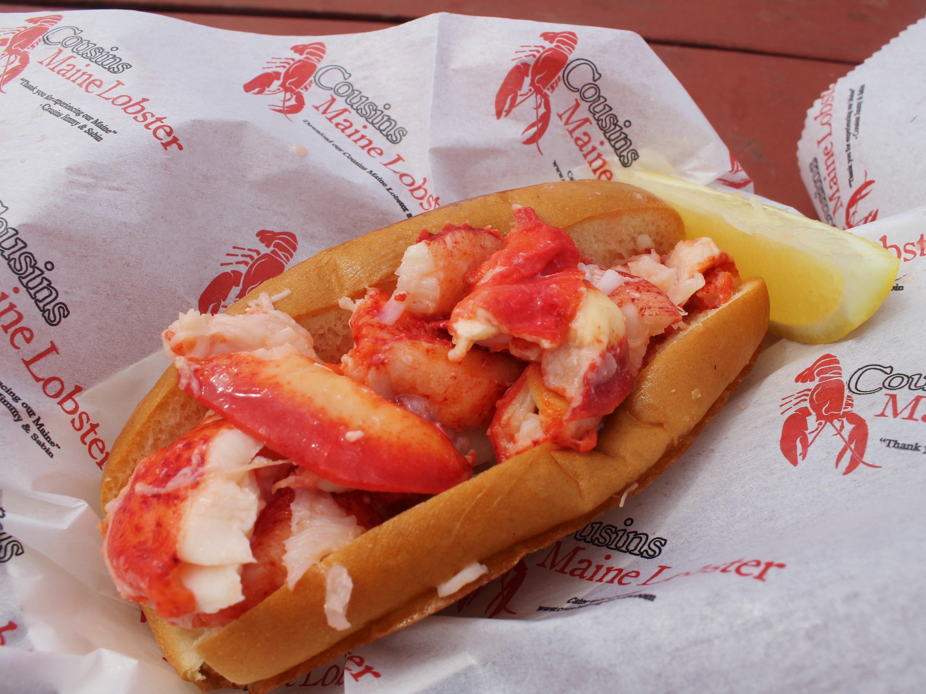 Cousins Maine Lobster roll