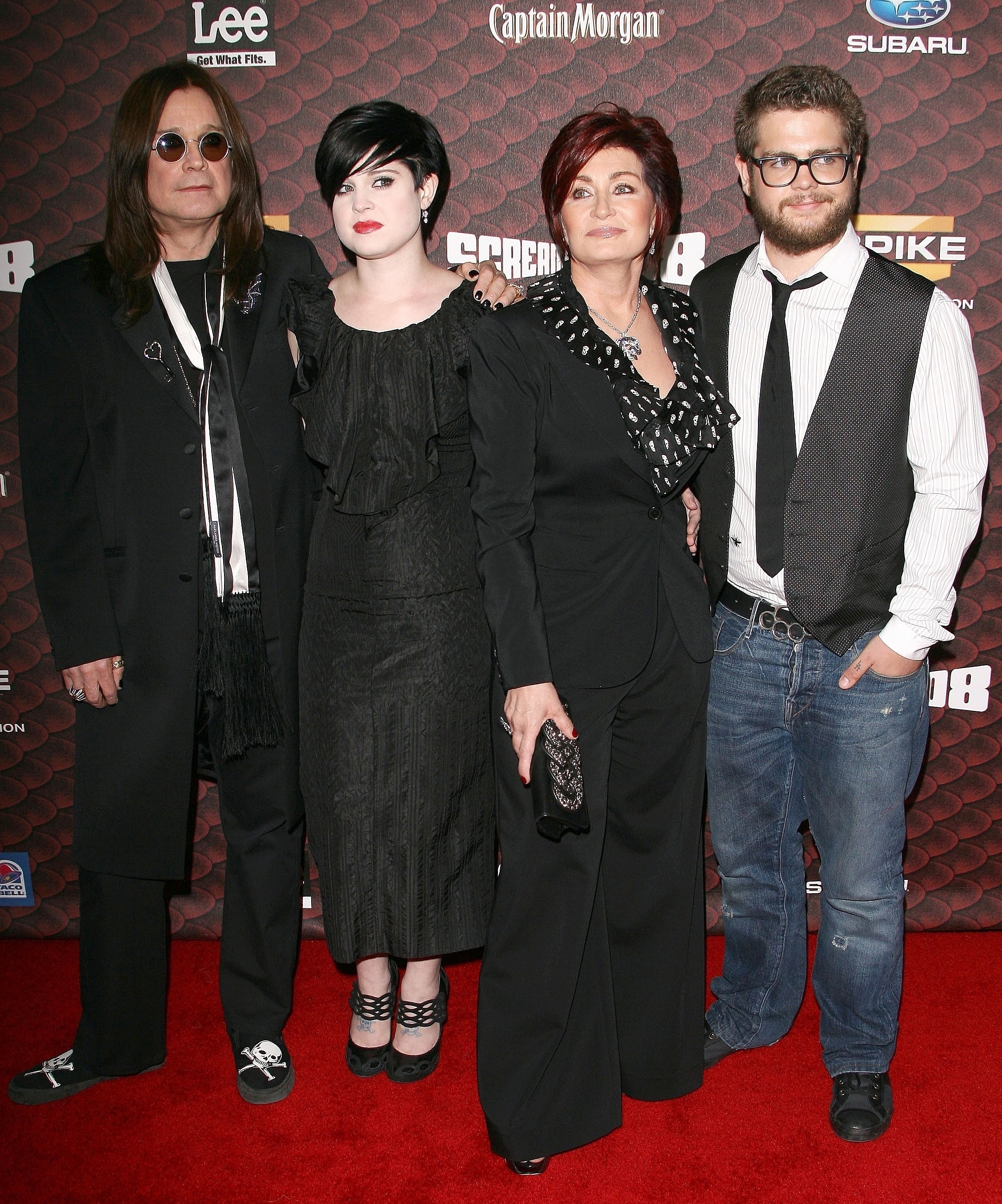 Ozzy Osbourne, Kelly Osbourne, Sharon Osbourne and Jack Osbourne on the red carpet