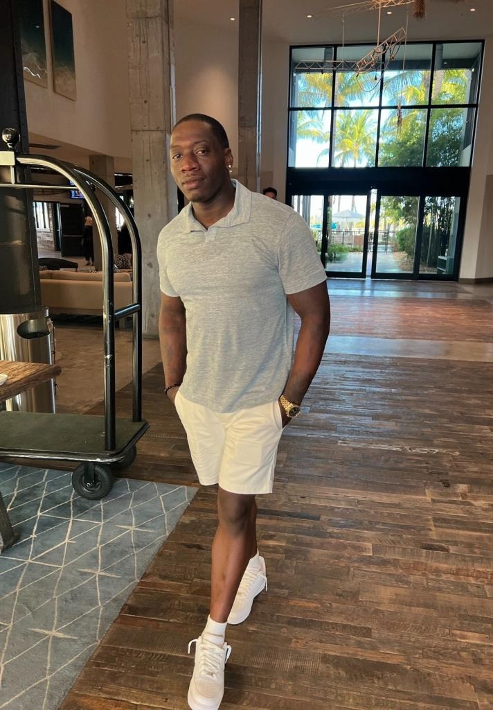 Image of Kirk Walker standing.