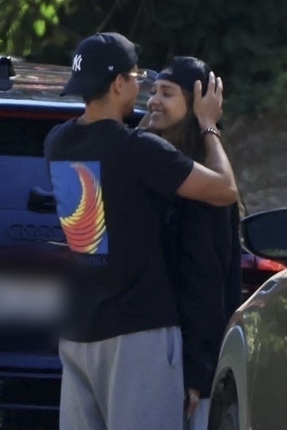 Jessica Alba and Danny Ramirez, passionately kissed outside of the latter's Los Angeles home on Friday.