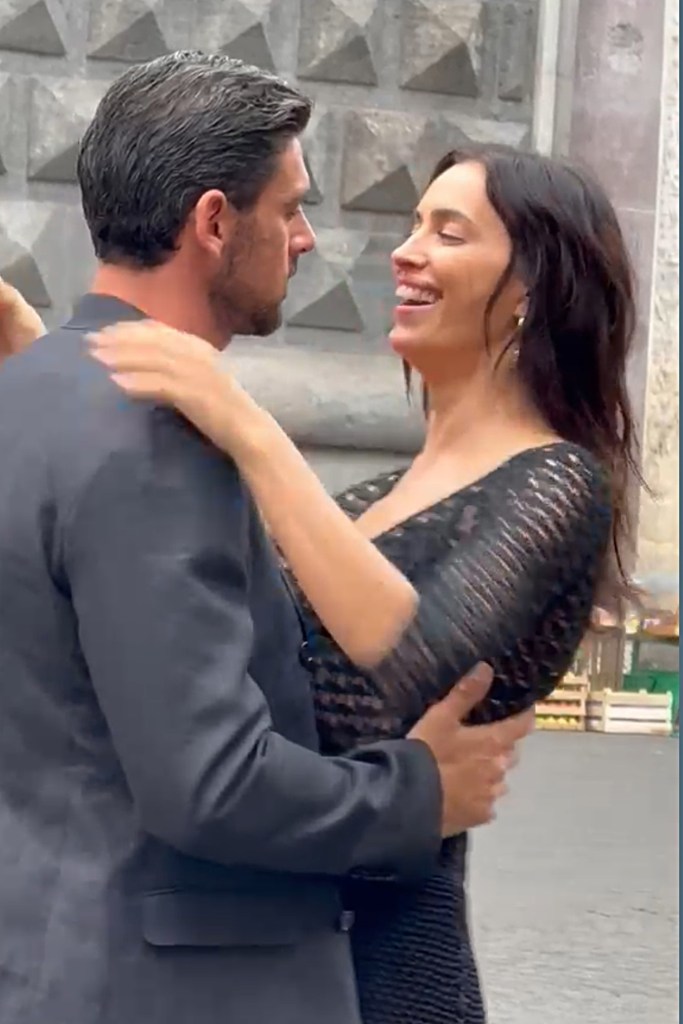 Michele Morrone and Irina Shayk kissing in Napoli, Italy.