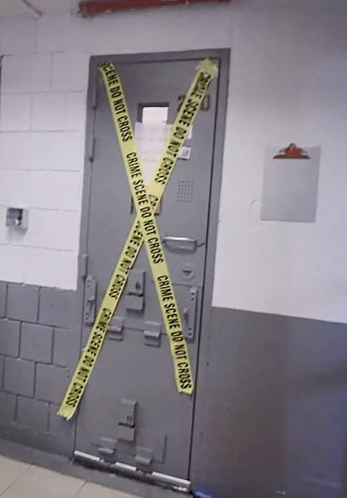 A photo of the cell Jeffrey Epstein committed suicide.