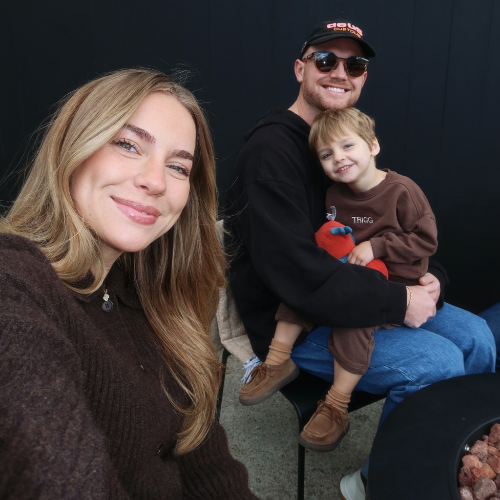 Influencer Emilie Kiser and husband Brady.