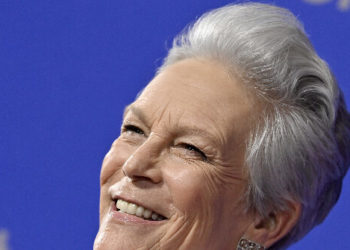 Jamie Lee Curtis, a ‘Gender Affirming’ Surgery Proponent Accuses Cosmetic Surgery Industry of ‘Genocide’ Against Women