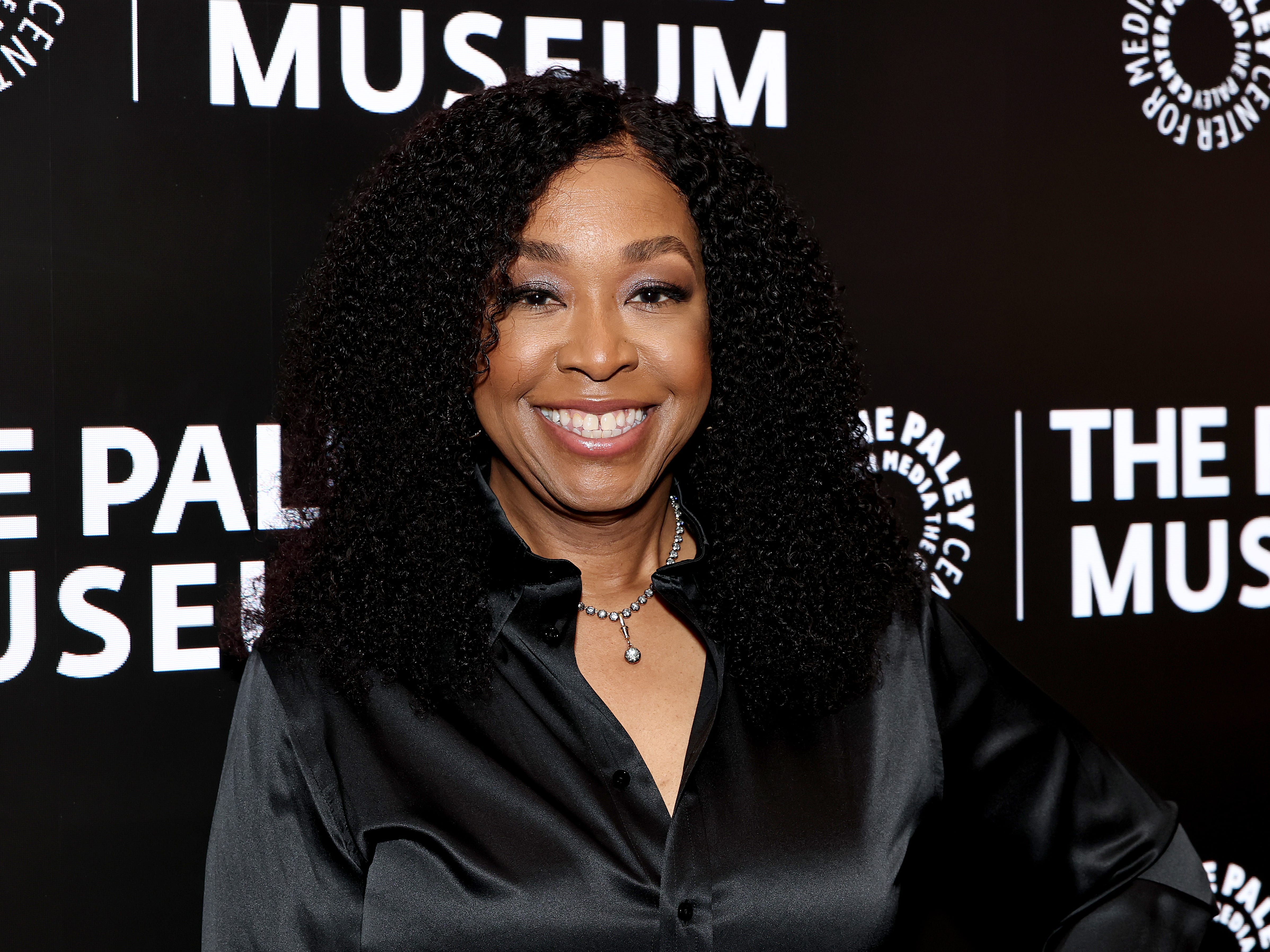 Shonda Rhimes posing at the Celebrating 20 Years Of Shondaland event at The Paley Museum.
