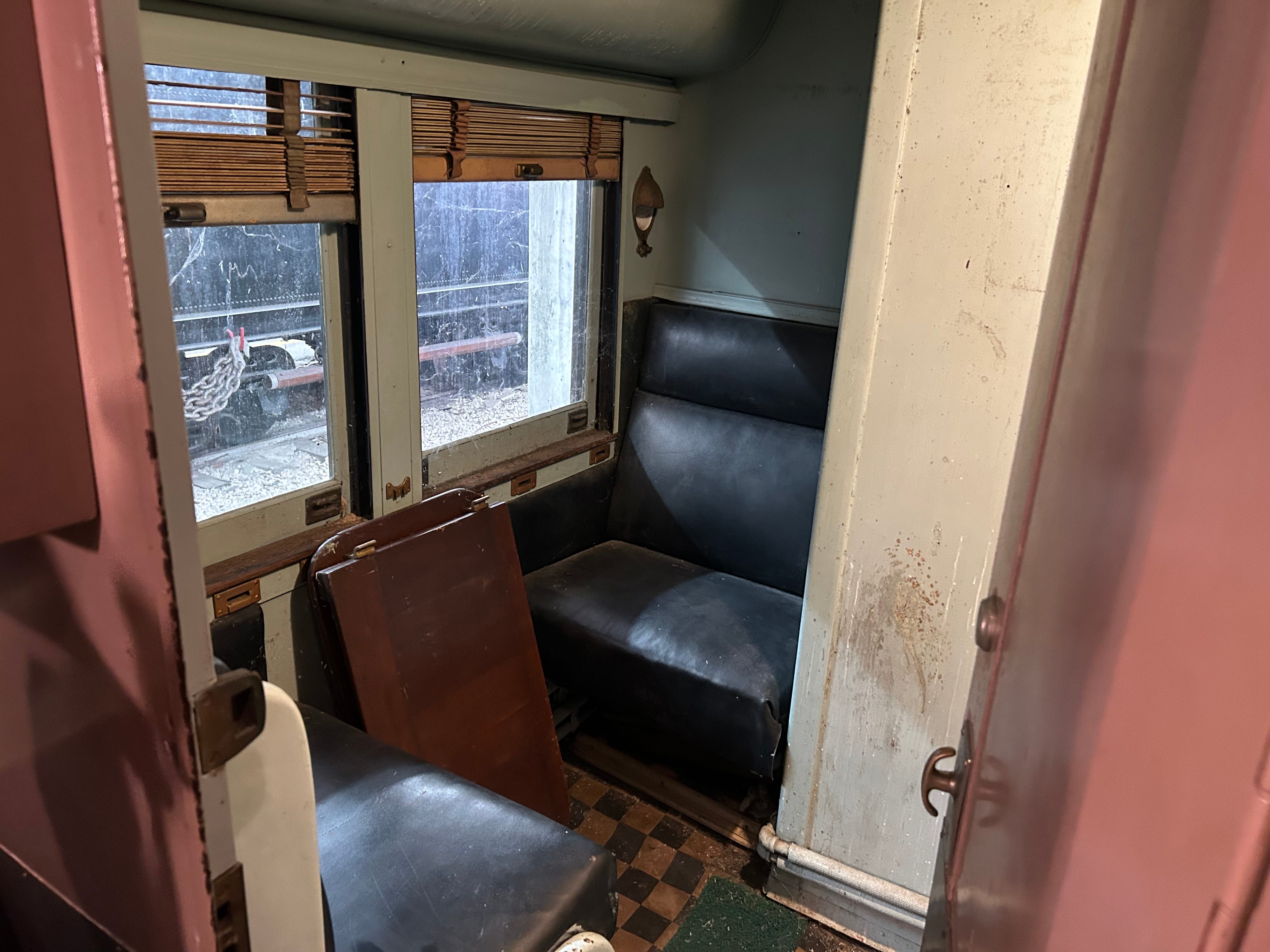 staff quarters in presidential train car