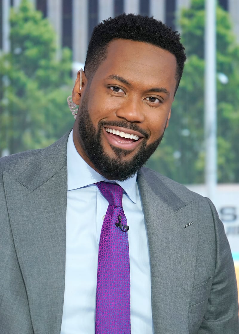 Fox anchor Lawrence Jones said that more parents need to smack their kids'