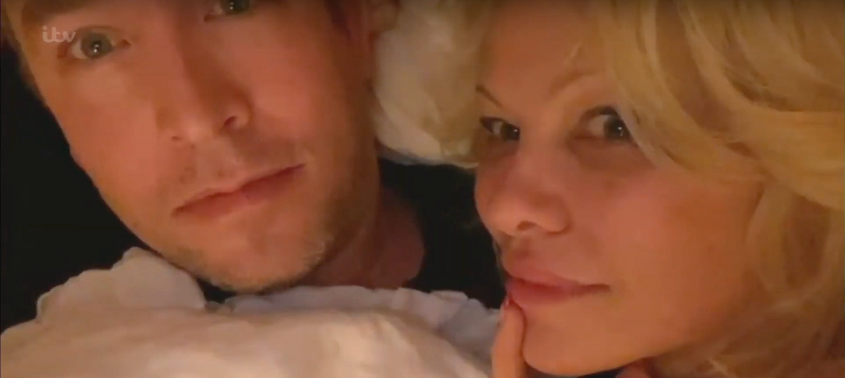 Dan Hayhurst and Pamela Anderson in bed