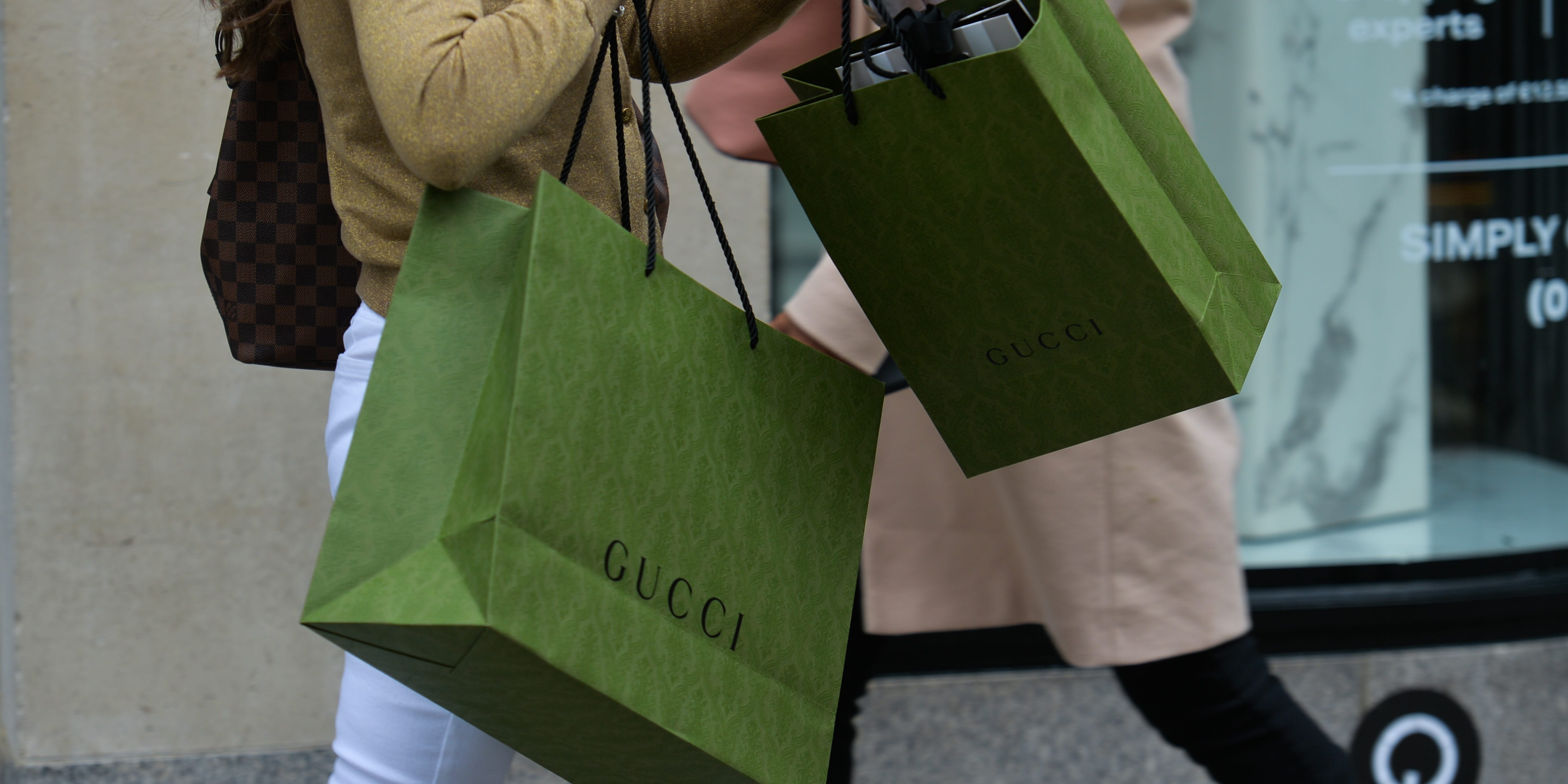 Gucci shopping bags