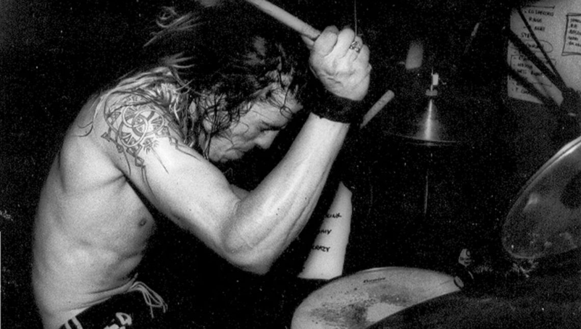 3 Grunge Songs From the 1990s Not Written by the Lead Singer