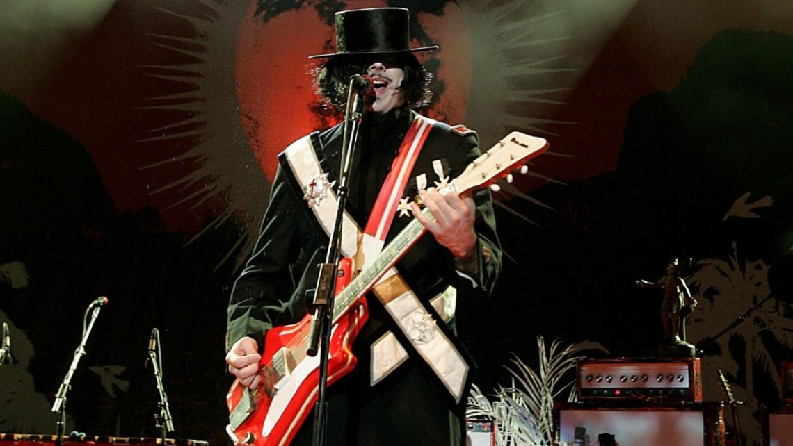 5 Guitar Riffs That Summed Up an Entire Era of Alt-Rock