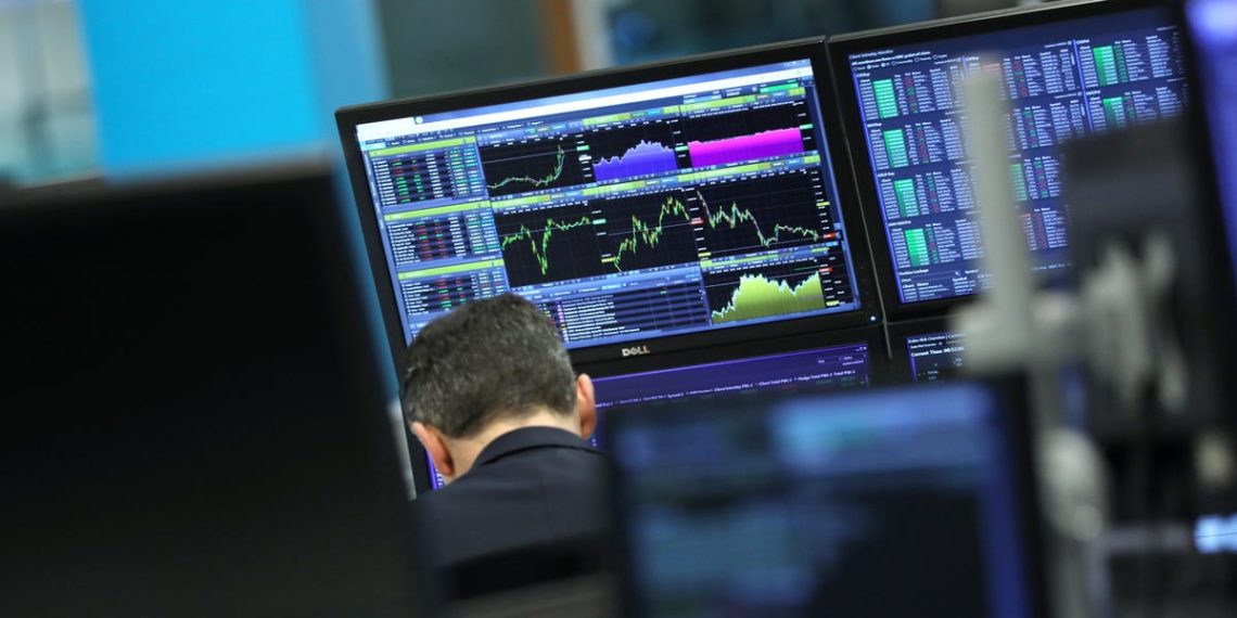 These 4 charts show where the hedge fund industry is midway through 2025