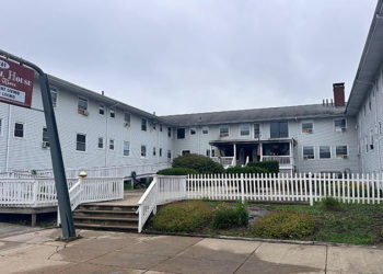 9 dead in fire at Massachusetts assisted living facility