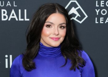Ariel Winter Reveals She Received “Inappropriate Messages From Older Men” As A Child Working In Hollywood