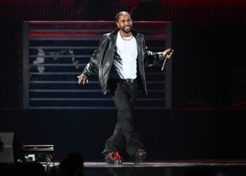 Big Sean Says His Abs Are Not Fake, After Being Compared to Drake