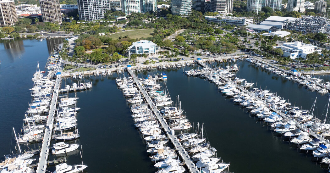 Canadian Buyers Are Dropping Out of the U.S. Housing Market