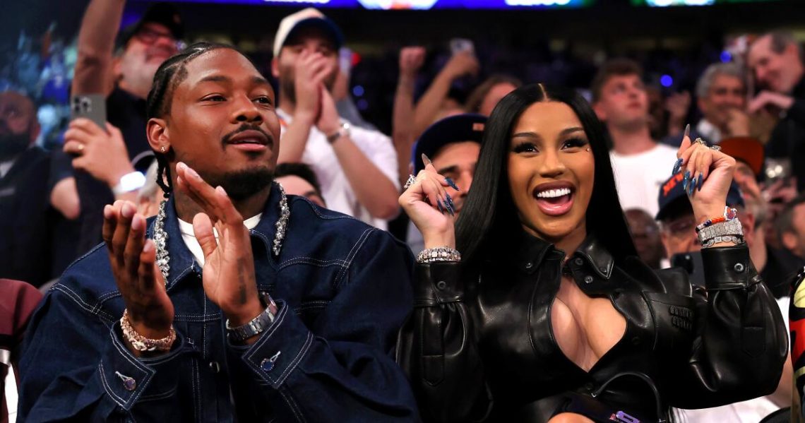 Cardi B wipes Stefon Diggs from her social media a month after going Instagram official