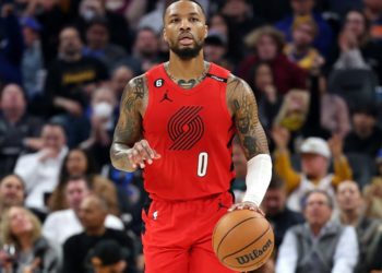 Damian Lillard Returns to Portland Trail Blazers on Three-Year Deal to Finish What He Started