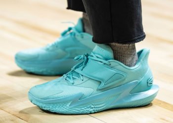 De’Aaron Fox Reveals New Under Armour Curry Fox 2