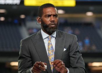 ESPN provides encouraging health update for Randy Moss following former NFL star’s cancer diagnosis: report