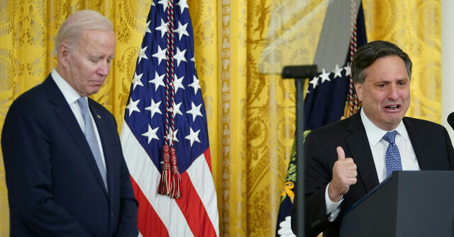 Ex-Biden Chief Ron Klain Arrives for Closed-Door Interview with House Oversight Committee