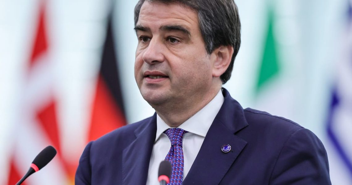 Fitto fights von der Leyen plan to bypass regions in new EU budget