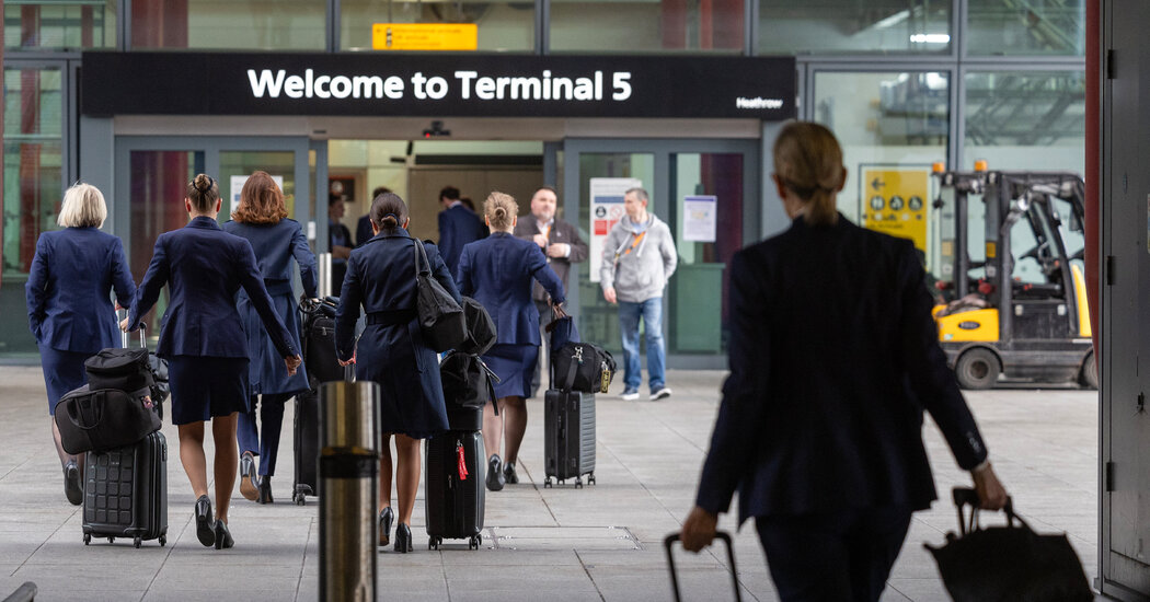 Flights Are Disrupted at Airports Across U.K. After Radar Problem