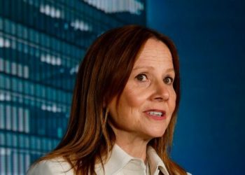 General Motors’ Profits Drop 35 Percent as CEO Clings to EV Strategy