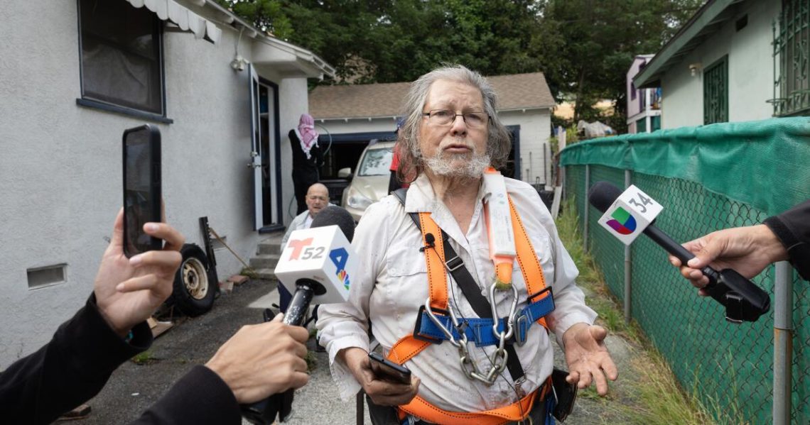 Housing activist who ‘reclaimed’ state-owned home dies amid eviction protest