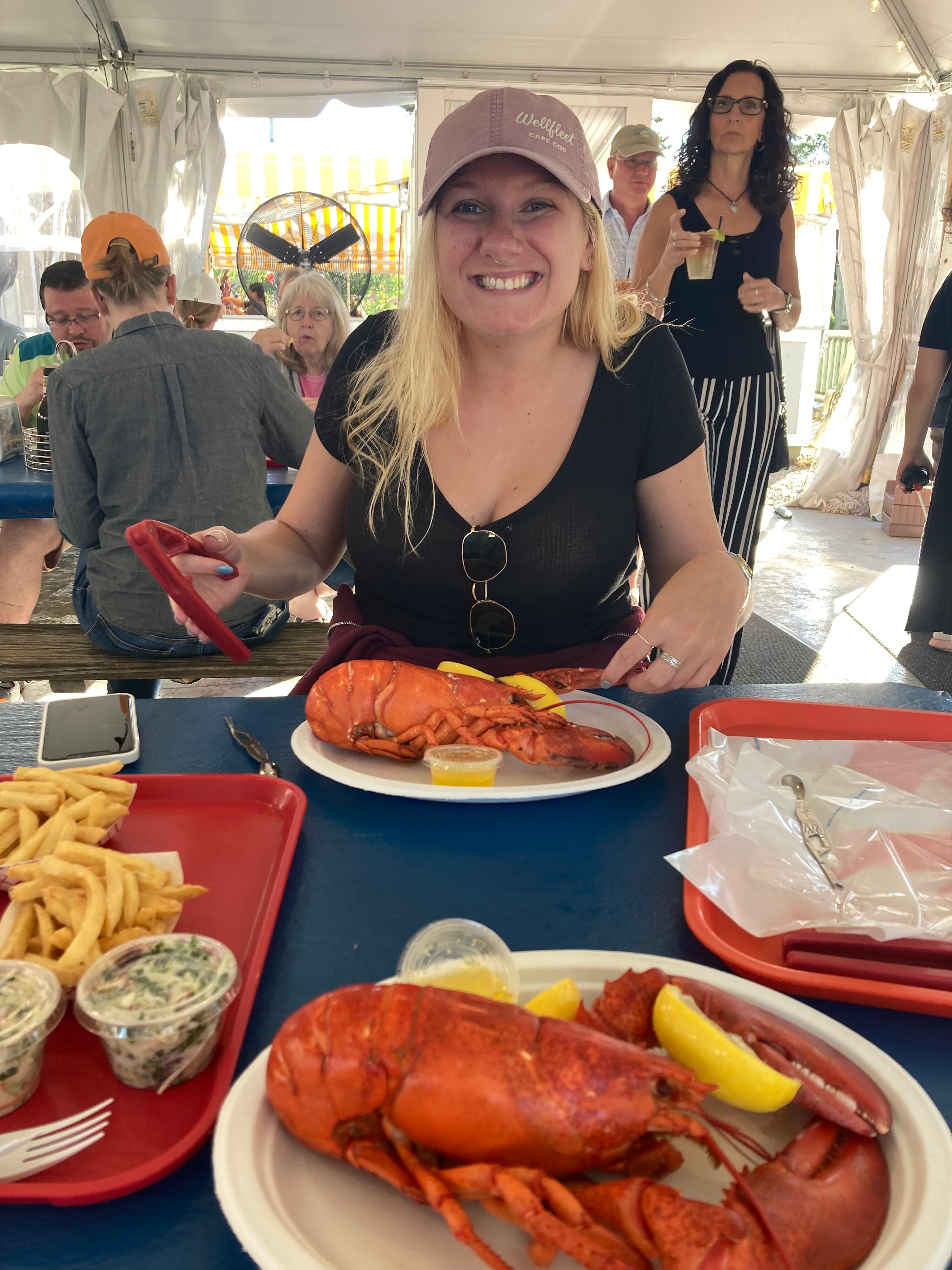 Veronica Booth eating lobster in Boston
