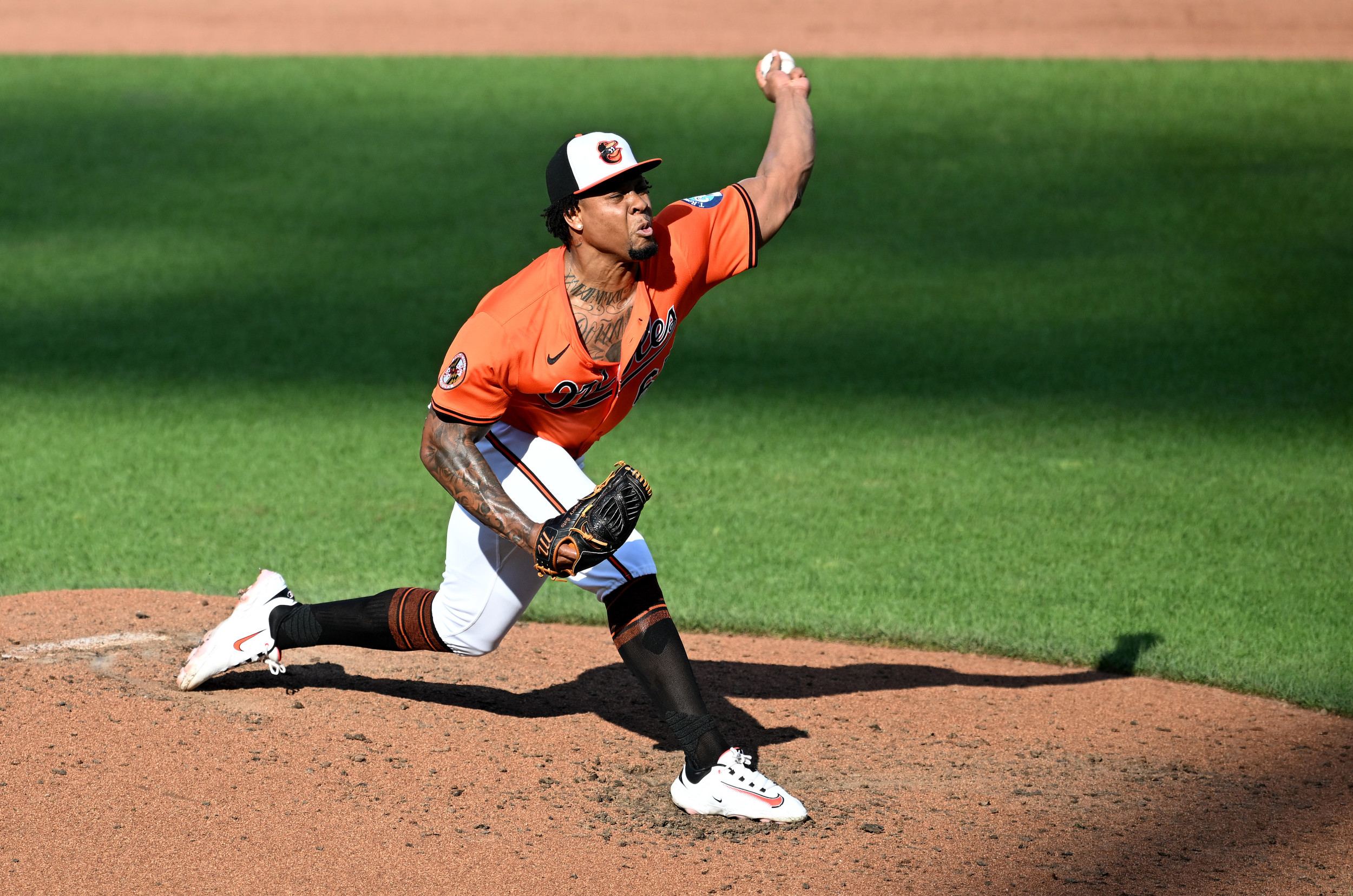 Intra-Division Mock Trade Sends Two Stars To Blue Jays Ahead Of Trade ...