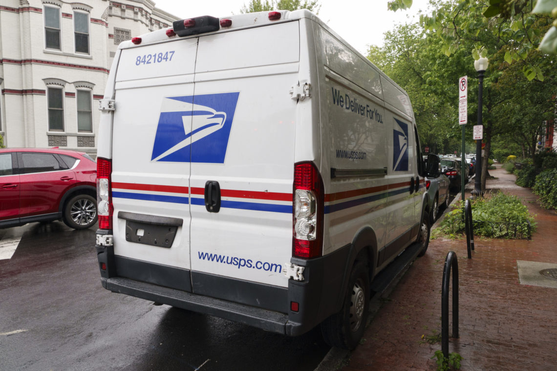 Is There Mail on July 4th? Post Office, FedEx, UPS Hours