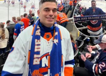 Islanders superfan completes quest of visiting all NHL arenas