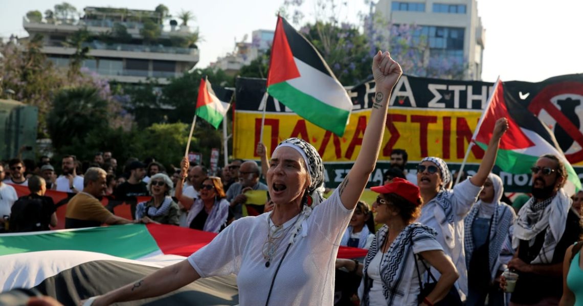 Israeli tourists face growing anger in Greece while Athens pledges crackdown on protests