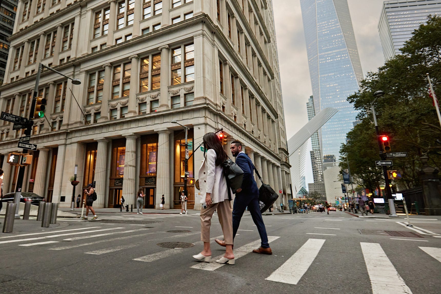 employees crossing the street in manhattan