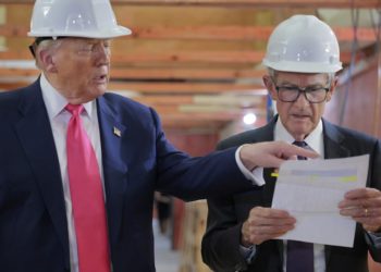 Jerome Powell Calls BS to Trump’s Face as He Spouts Made-Up Numbers