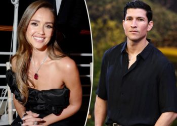 Jessica Alba and new boyfriend Danny Ramirez spotted kissing amid her divorce