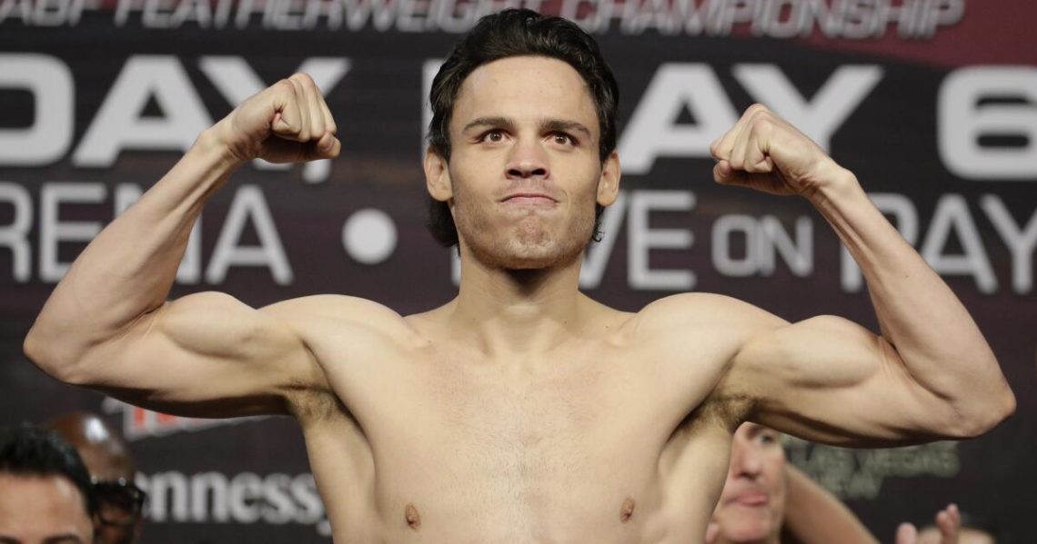 Julio César Chávez Jr. sigue en custodia de ICE, mientras México lo espera para judicializarlo