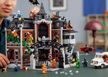 LEGO Unleashes Arkham Asylum Set With 24-Day Batman Advent Calendar