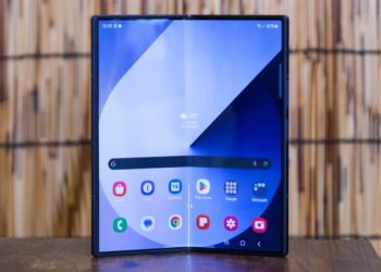 Leak gives us our first look at Samsung’s ultra-thin Galaxy Z Fold 7