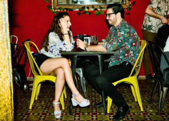 Men on Dating Apps Are Aiming Too High, and Science Says It’s Time to Stop